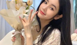 娱乐吃瓜酱18岁,18岁青春绽放，揭秘明星成长故事