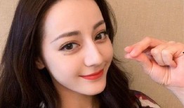 娱乐吃瓜酱自拍,揭秘明星幕后生活点滴