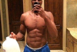 娱乐圈吃瓜健美先生是谁,揭秘健身达人背后的娱乐故事