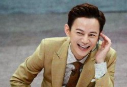 娱乐君吃瓜黄磊是谁啊,黄磊背后的故事与争议