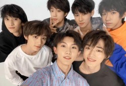 娱乐吃瓜酱时代少年团,娱乐吃瓜酱时代的青春偶像传奇