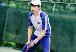 娱乐吃瓜酱开朗大男孩,揭秘开朗大男孩的欢乐生活